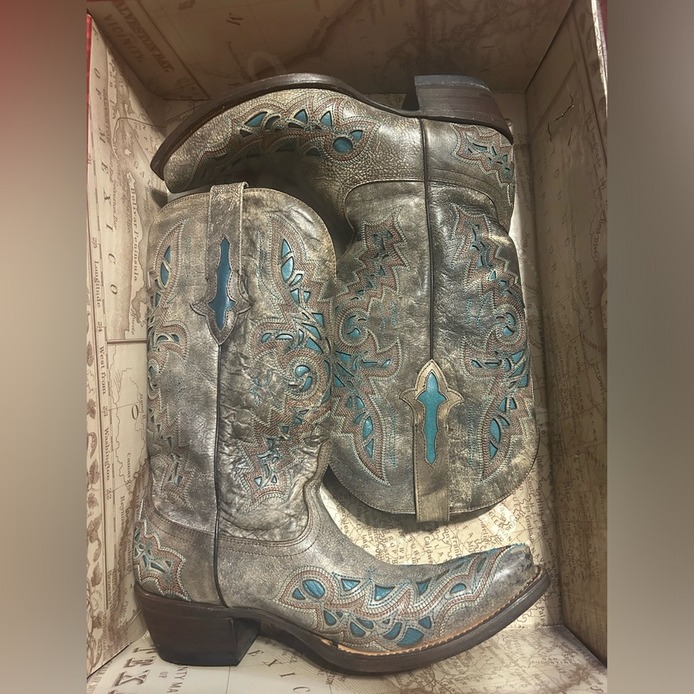 Lucchese Ladies Cowboy Boots